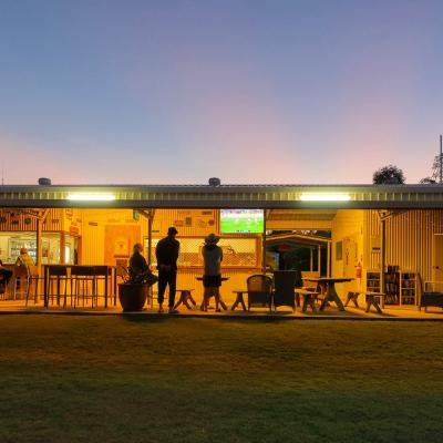 Brandybottle Caravan Golf Park Clairview Restaurant 1a
